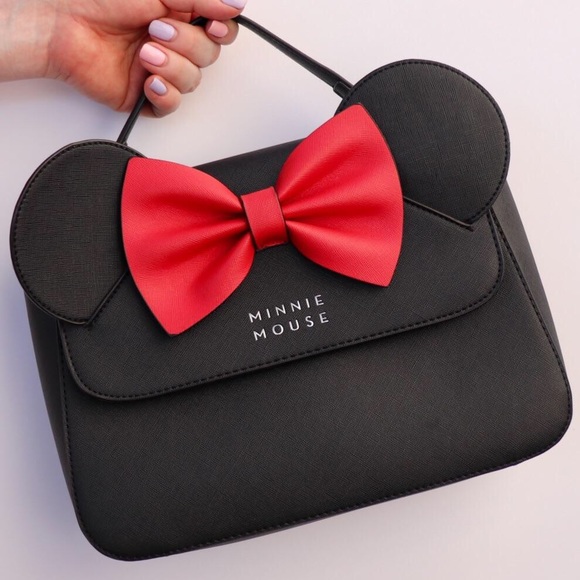 loungefly minnie mouse crossbody